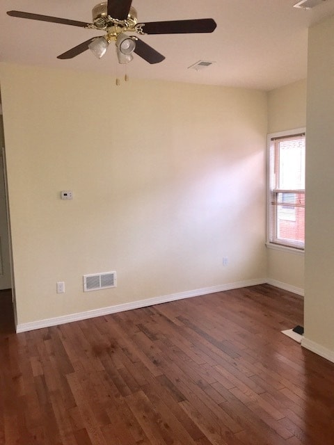 Building Photo - Great 2BR/1BA Queen Village Apartment Available Now