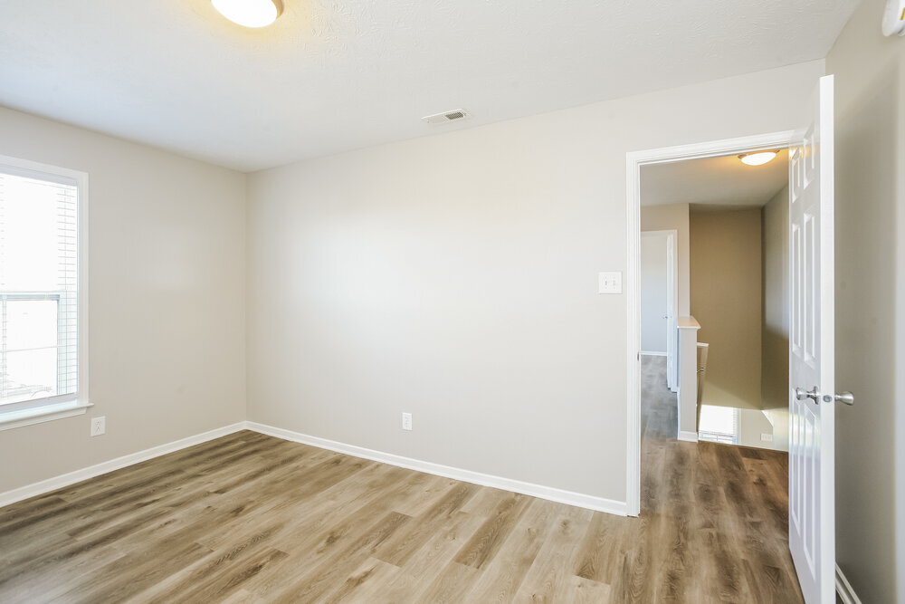 Building Photo - 1445 Bluestem Dr