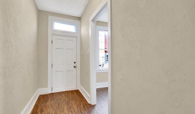 Building Photo - Coming Soon! Charming 4 Bedroom Home in York City!