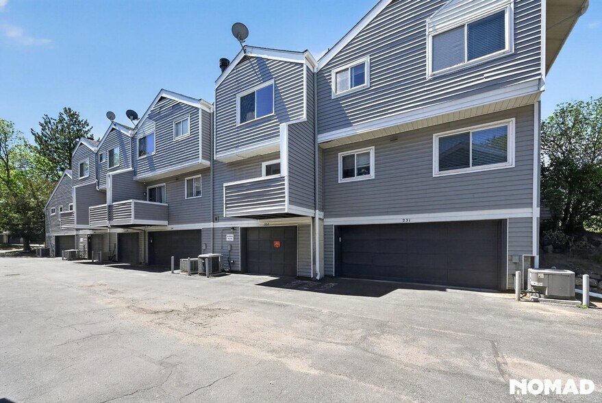 Building Photo - 233 S Nome St