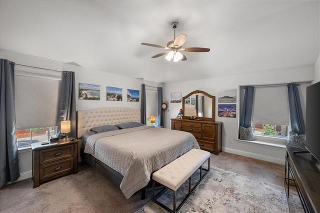 Building Photo - 2685 Venice Dr