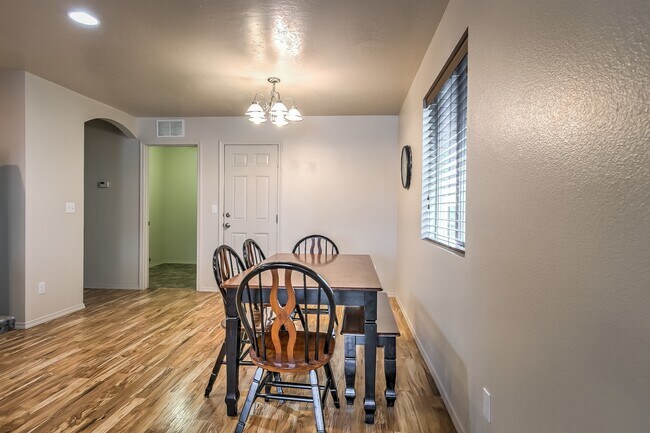 Building Photo - Single-Level Home in Meridian