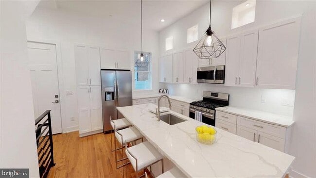 Building Photo - 146 W Wildey St