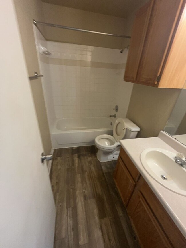 Building Photo - 1201 Monroe Loop