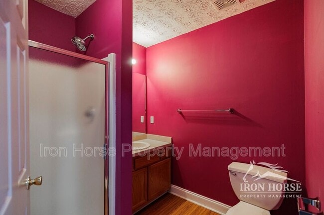 Building Photo - 195 Westchester Cir