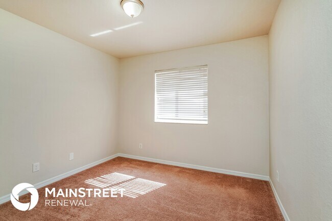 Building Photo - 17570 Cherry Ridge Ln