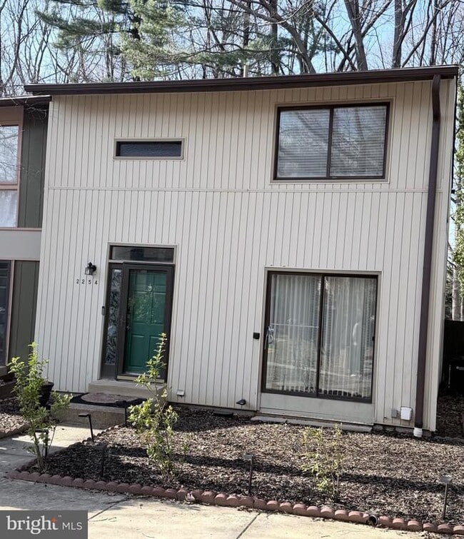 Building Photo - 2254 Covent Gardens Ct