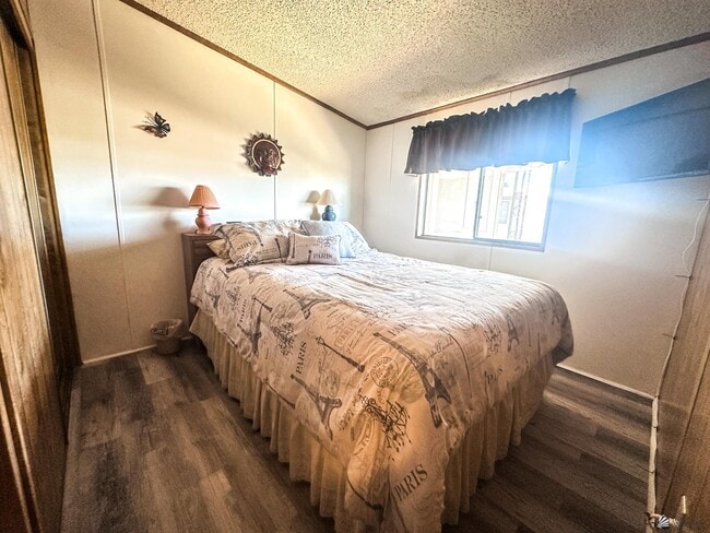 Building Photo - 13240 E 50th Dr