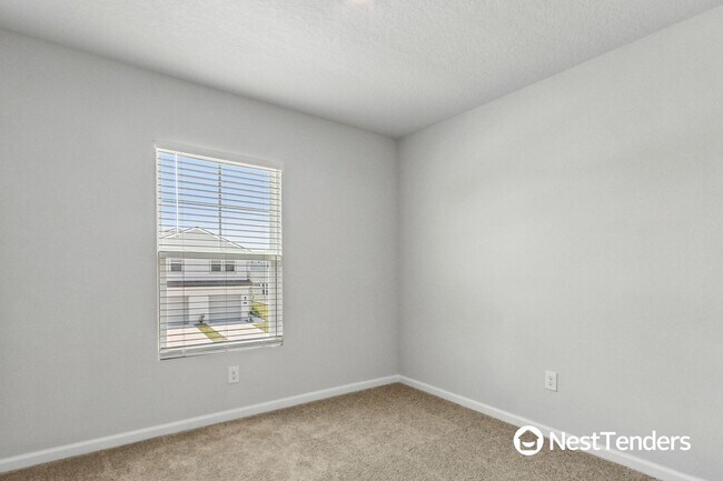 Building Photo - 14538 Macadamia Ln