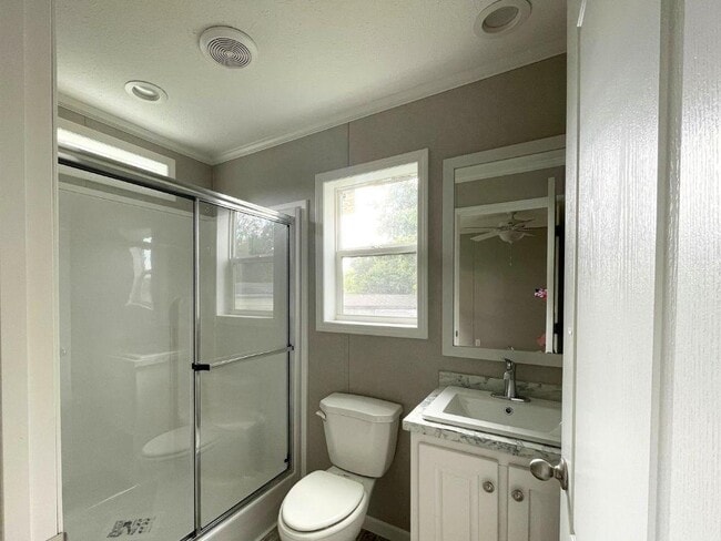 Building Photo - 8740 Breinig Run Cir