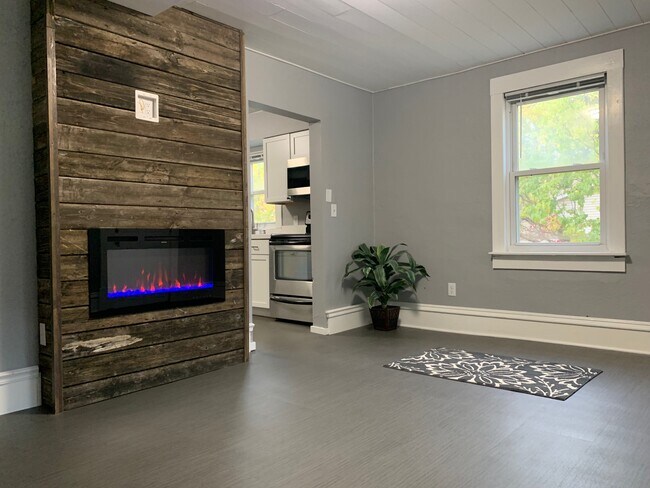 Living Room with Fireplace - 409 State St E
