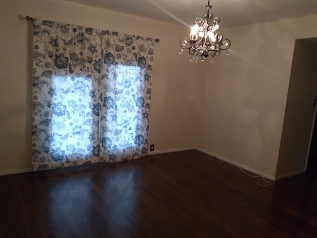 Master bedroom - 6601 Louise Ave
