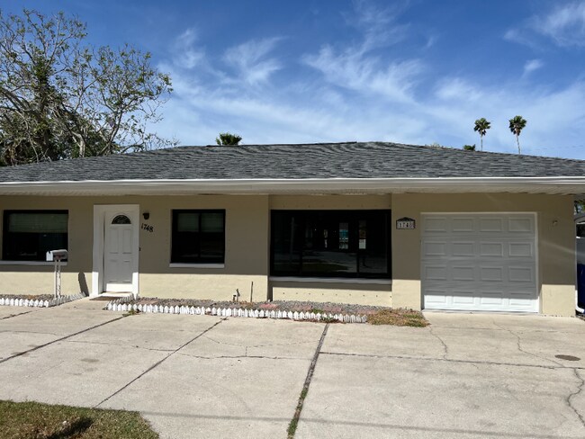 Primary Photo - 1748 Bayshore Blvd