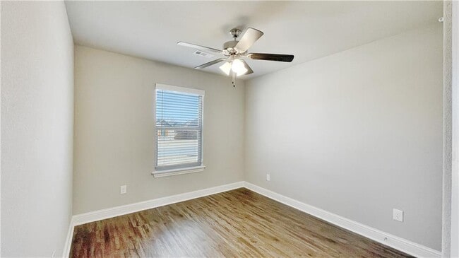 Building Photo - 1744 Charismatic Dr