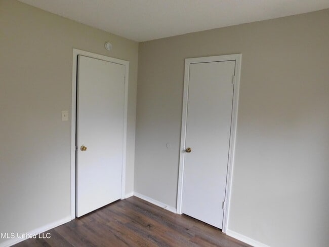 Building Photo - 5431 Nail Rd