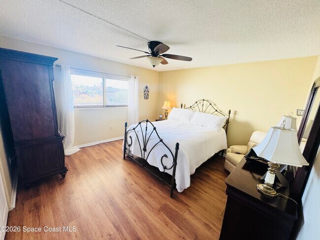 Building Photo - 200 S Banana River Blvd