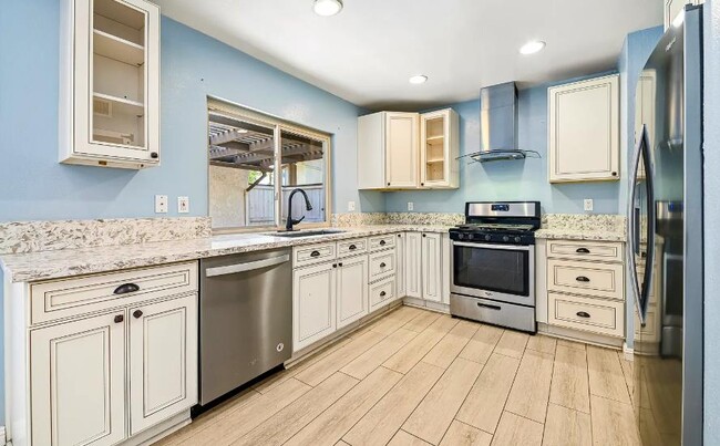 Building Photo - 1722 Aspen Village Way