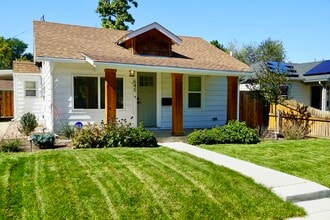 Building Photo - 645 Newton St