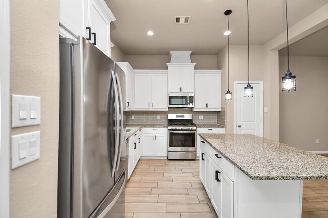 Building Photo - 4220 Merry Mill Dr