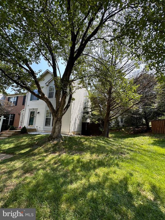 Building Photo - 6503 Parish Glebe Ln