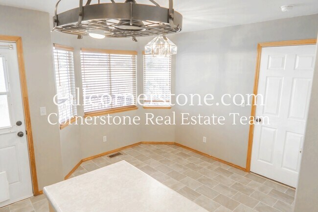 Building Photo - 5312 Luster Dr