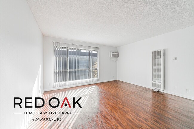 Building Photo - 21315 Roscoe Blvd