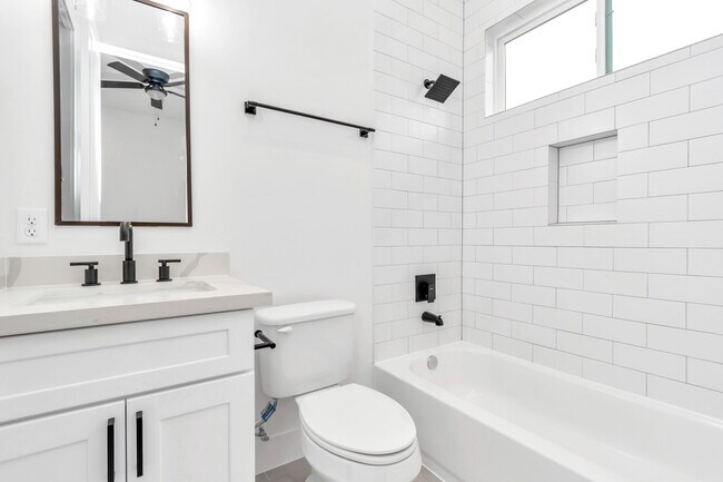 Building Photo - 3613 Rosalie St