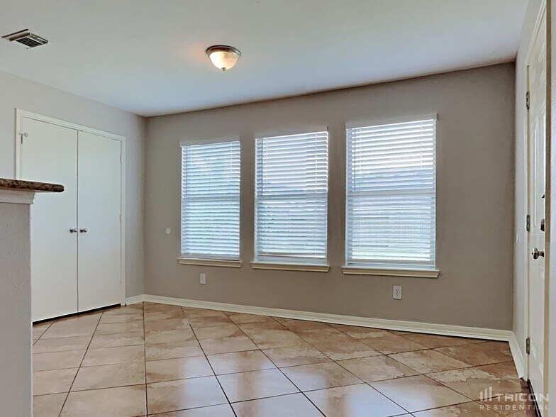 Building Photo - 18127 Tawnas Way Ln