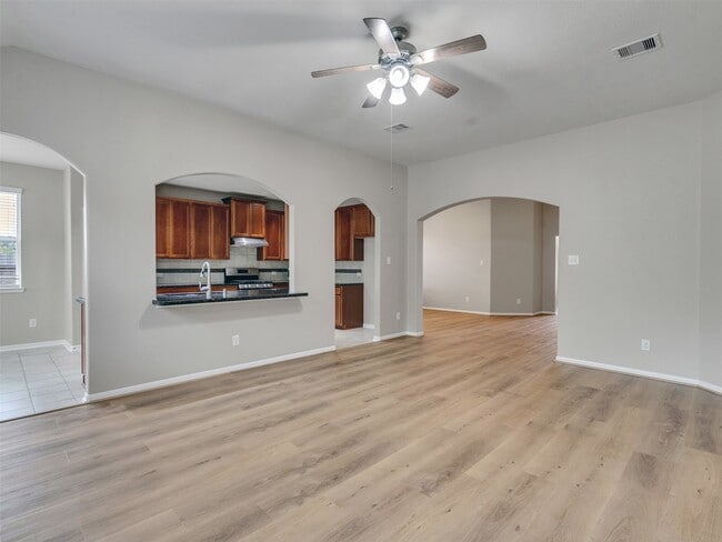 Building Photo - 10223 Sierra Grace Ln