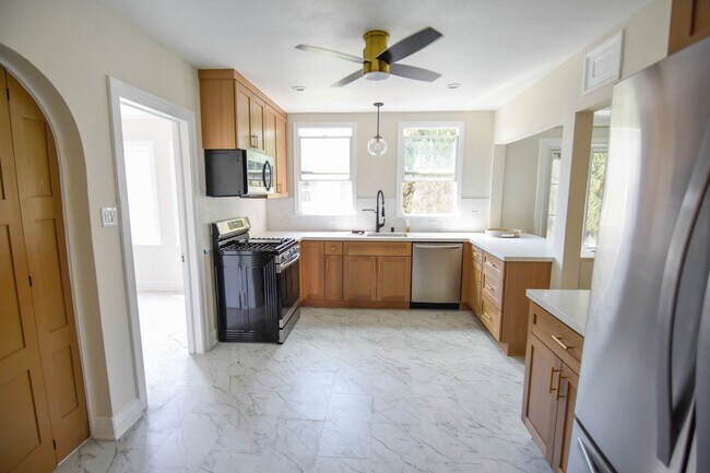 Renovated Kitchen - 1242 Stearns Dr