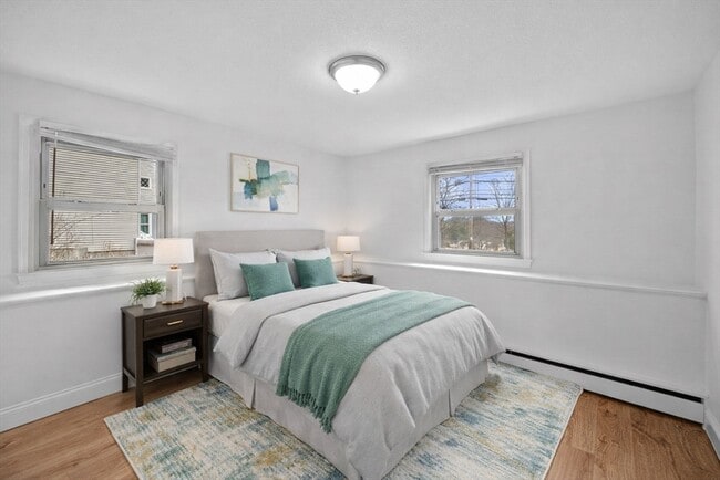 Building Photo - 121 Cambridge Rd