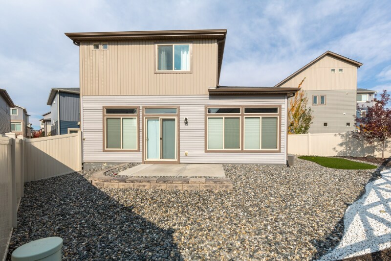 Building Photo - 6553 Shadow Star Dr