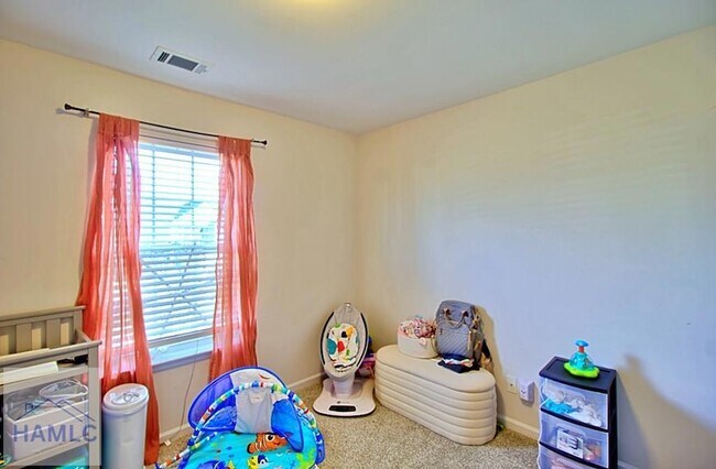 Building Photo - 980 Turpentine Trl