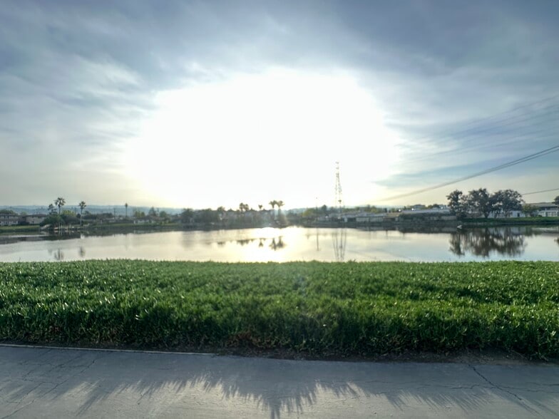 Building Photo - 2017 Vista del Mar