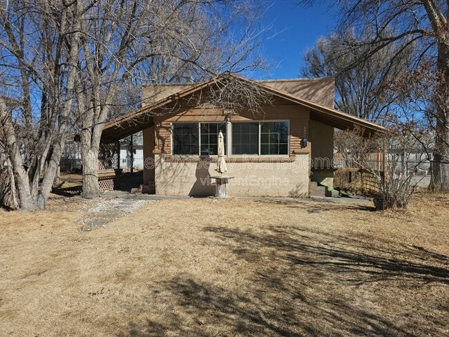 Building Photo - 204 Edison Ave