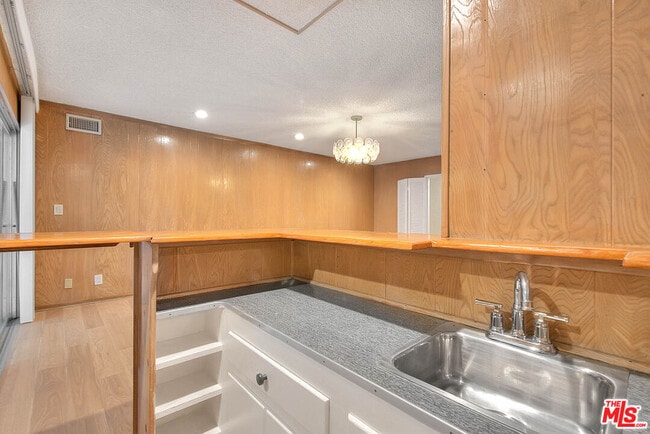 Building Photo - 4509 Don Miguel Dr