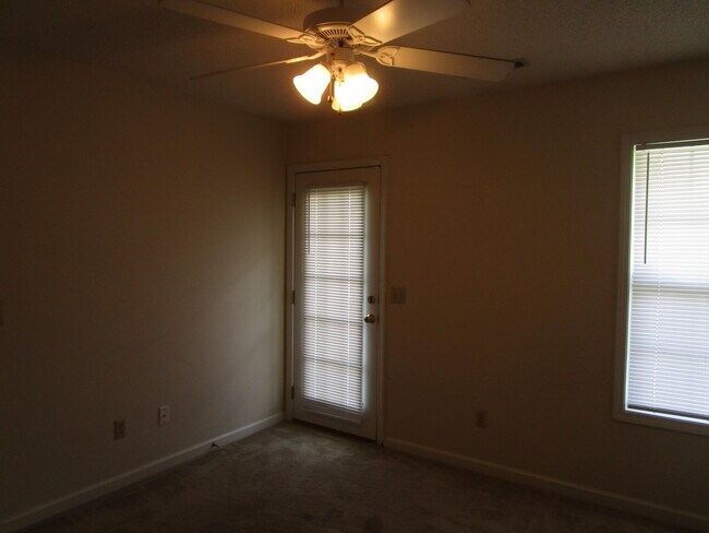 Building Photo - 345 Wildwood Ave