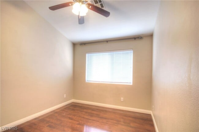 Building Photo - 1512 Faldo St