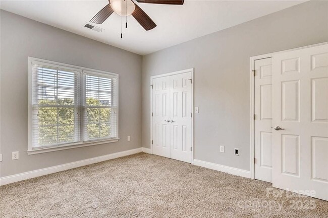 Building Photo - 1305 Summit Greenway Court
