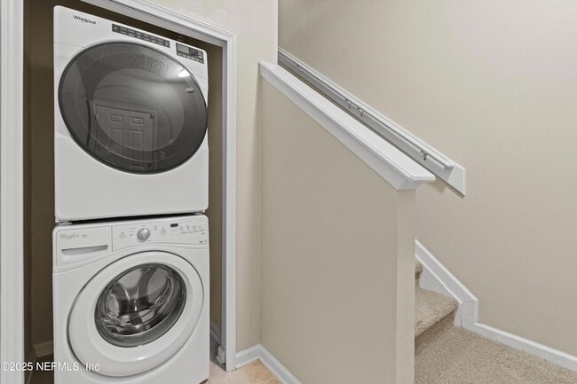 Building Photo - 7043 Deer Lodge Cir