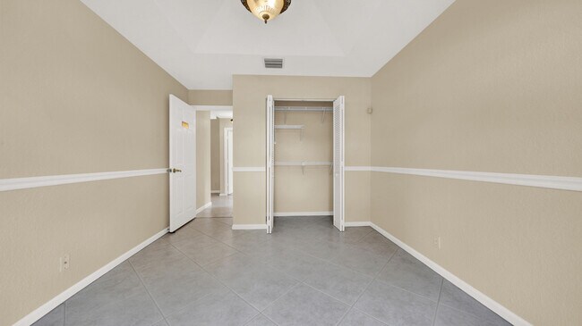 Building Photo - 13255 Royale Sabal Ct