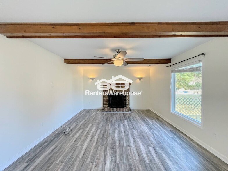 Building Photo - 700 Rumford Ct