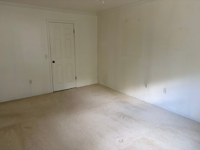 Building Photo - 1412 Hidden Meadows Dr E