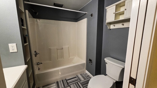 Building Photo - 11734 82nd Ave NE