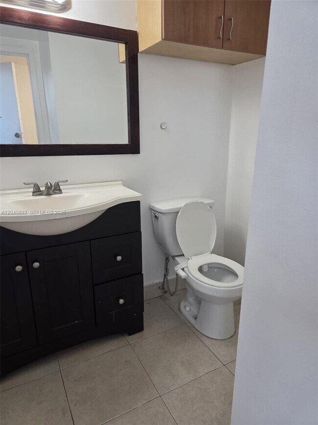Building Photo - 7900 Tatum Waterway Dr
