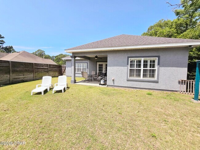 Building Photo - 2506 Dorothy Ave