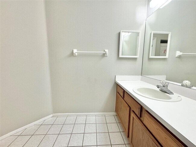 Building Photo - 8302 Waterview Way