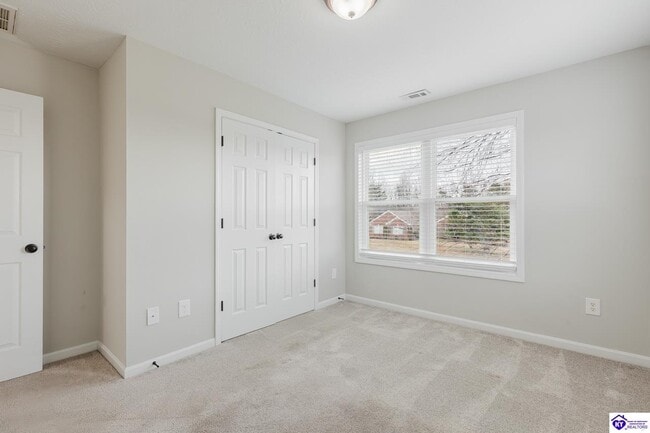 Building Photo - 212 Berkshire Ave