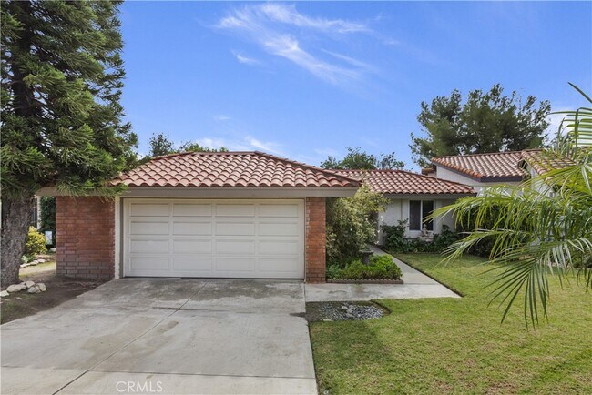 Building Photo - 1364 Orchard Cir