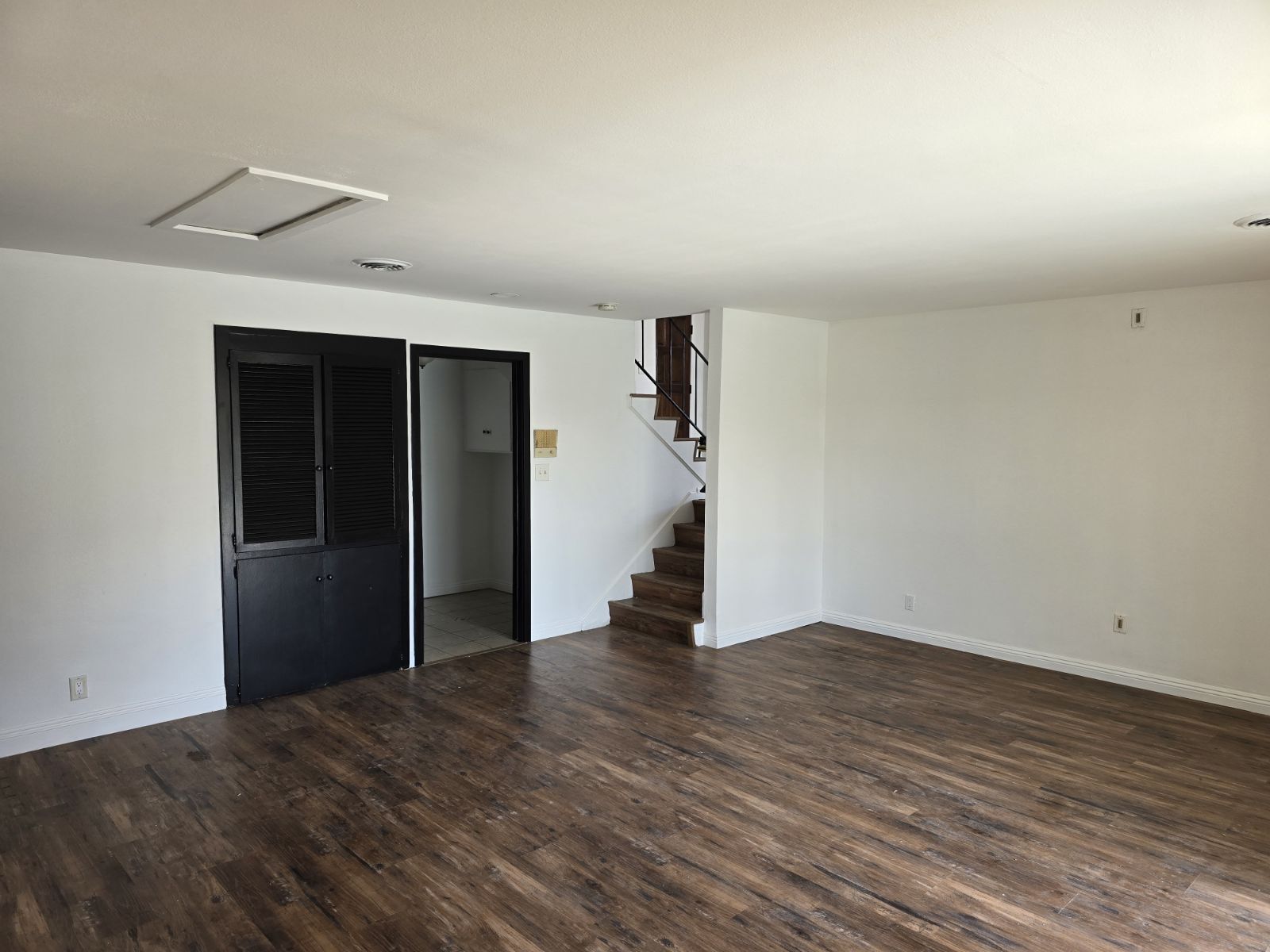 Building Photo - 724 N 1st St